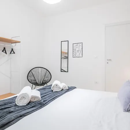 Apartment Chic&pop By Pleiades *